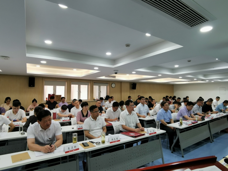 联合上海交通大学举办企业家专题培训班.jpg